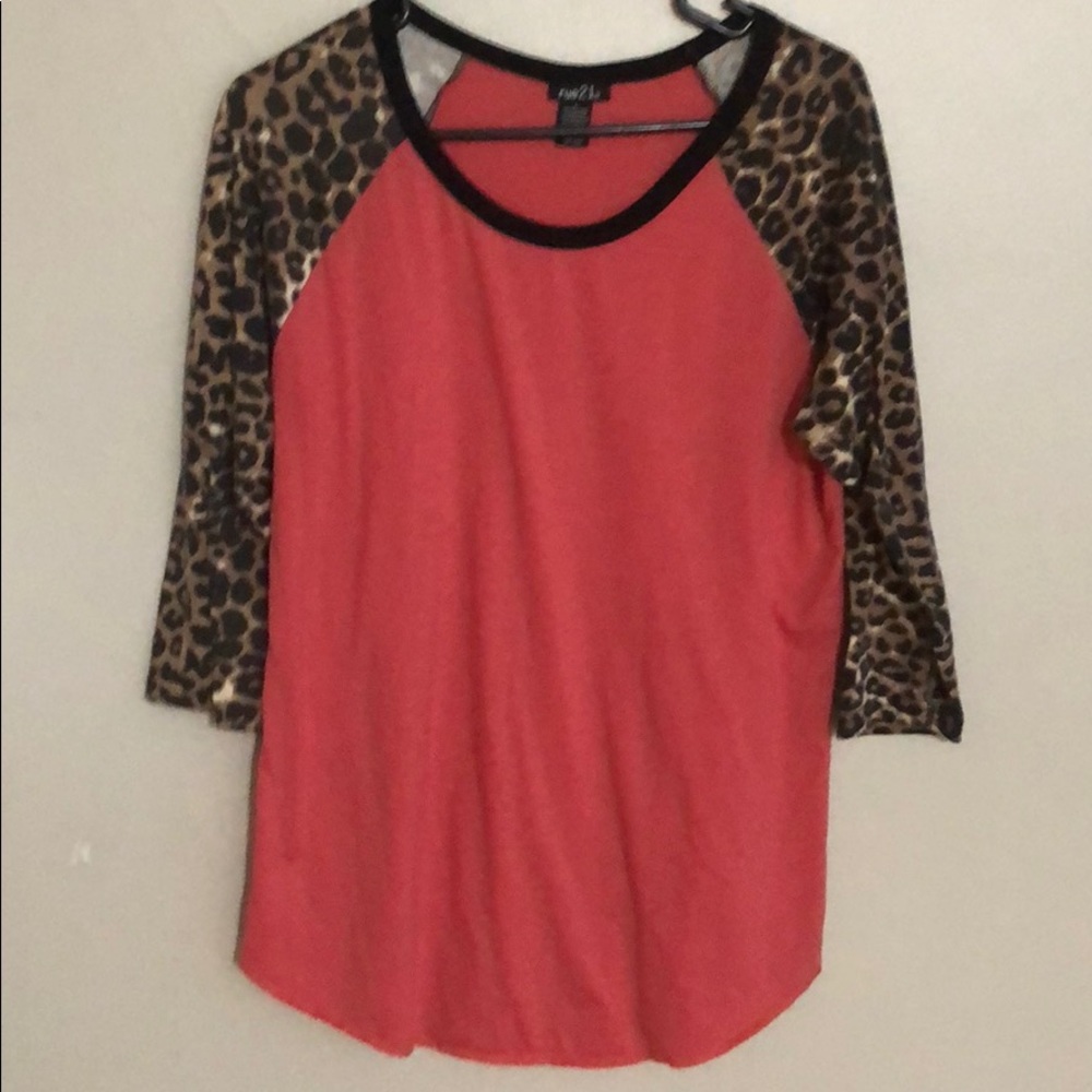 Cheetah print 3/4 sleeve